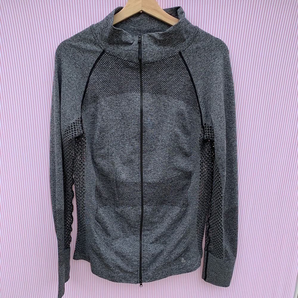 Soho Sport Active Jacket in Gray